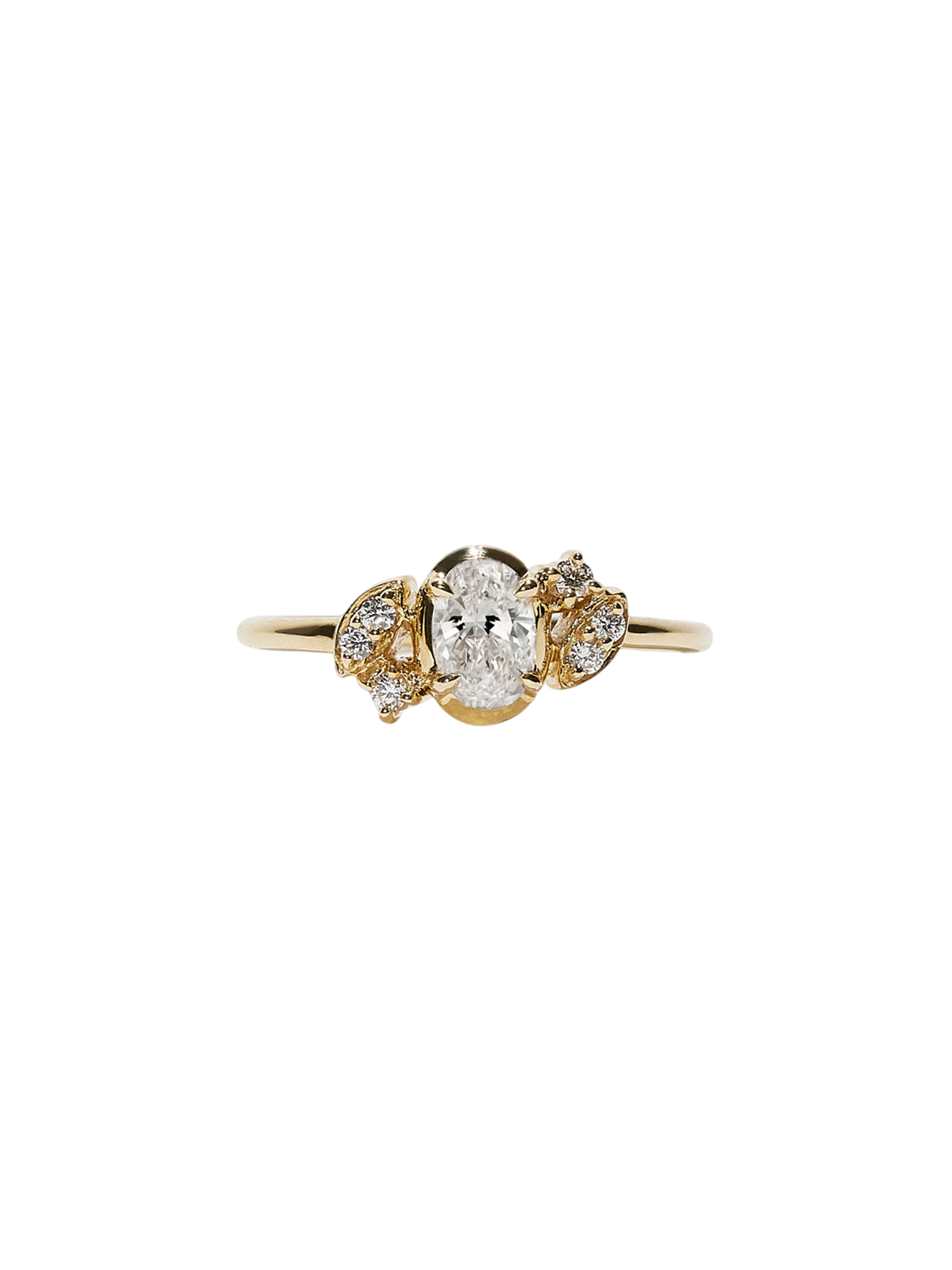 Nova diamond cluster ring